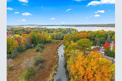 1815  Bark River Dr, Delafield, WI 53029 - Photo 59