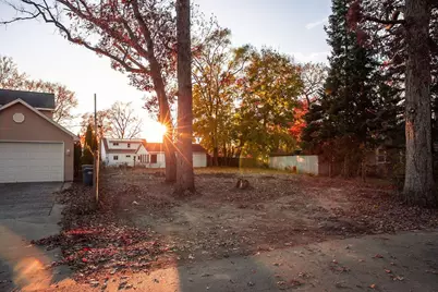 S69W17741  Wildwood Dr, Muskego, WI 53150 - Photo 5