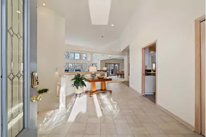 410  Deerpath W -, Fontana, WI 53125 - Photo 5