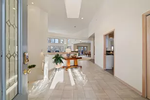 410 Deerpath W, Fontana, WI 53125 - Photo 5