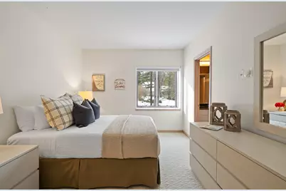 410  Deerpath W -, Fontana, WI 53125 - Photo 49