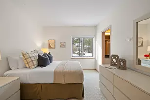 410 Deerpath W, Fontana, WI 53125 - Photo 49