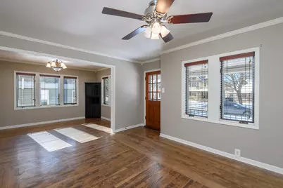 2928 N 75th St, Milwaukee, WI 53210 - Photo 9