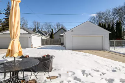 2928 N 75th St, Milwaukee, WI 53210 - Photo 5