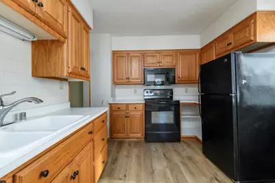 2928 N 75th St, Milwaukee, WI 53210 - Photo 19