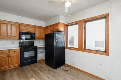 2928 N 75th St, Milwaukee, WI 53210 - Photo 17