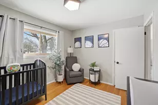 W150N8239 Saxony Dr, Menomonee Falls, WI 53051 - Photo 21