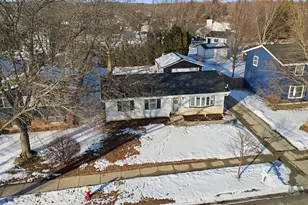 3060 E Stonefield Dr, Oak Creek, WI 53154 - Photo 33