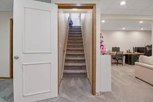 3060 E Stonefield Dr, Oak Creek, WI 53154 - Photo 19