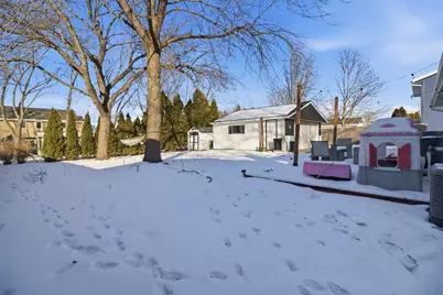 3060 E Stonefield Dr, Oak Creek, WI 53154 - Photo 29