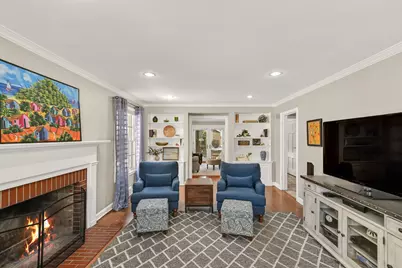 927 E Lexington Blvd, Whitefish Bay, WI 53217 - Photo 13