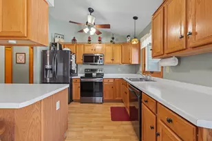 N162W20330 Butternut Ln, Jackson, WI 53037 - Photo 9