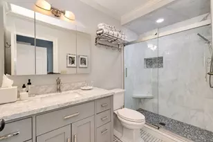 920 Madera Cir, Elm Grove, WI 53122 - Photo 17