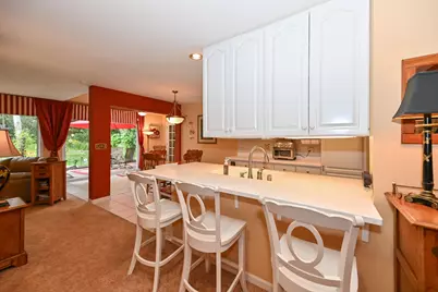 7213 W Mequon Square Dr, Mequon, WI 53092 - Photo 7