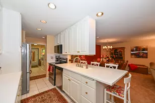 7213 W Mequon Square Dr, Mequon, WI 53092 - Photo 11