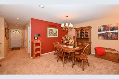 7213 W Mequon Square Dr, Mequon, WI 53092 - Photo 5