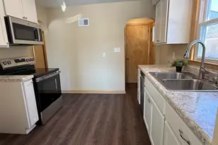 2730 E Armour Ave, Saint Francis, WI 53235 - Photo 9