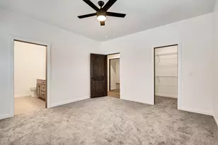 835 Crockett Dr, Holmen, WI 54636 - Photo 21