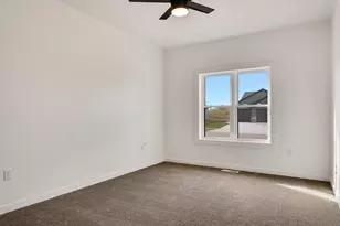 845 Crockett Dr, Holmen, WI 54636 - Photo 19