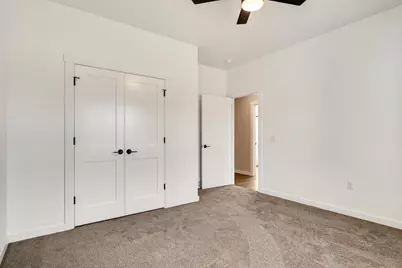 845  Crockett Dr, Holmen, WI 54636 - Photo 17