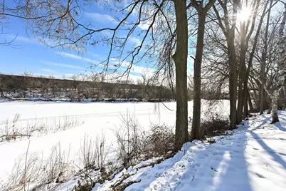 5686 N River Forest Dr, Glendale, WI 53209 - Photo 27