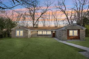 5686 N River Forest Dr, Glendale, WI 53209 - Photo 37