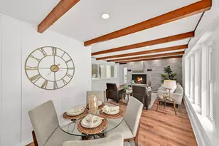 5686 N River Forest Dr, Glendale, WI 53209 - Photo 11