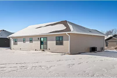 935  Crockett Dr, Holmen, WI 54636 - Photo 27