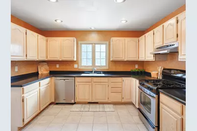 844  Shoal Crk #C, Racine, WI 53185 - Photo 13