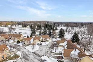 844 Shoal Creek, Racine, WI 53185 - Photo 35