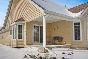 844 Shoal Creek, Racine, WI 53185 - Photo 3