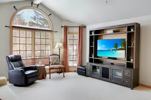 844 Shoal Creek, Racine, WI 53185 - Photo 9