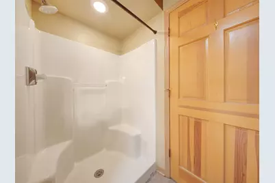 844  Shoal Crk #C, Racine, WI 53185 - Photo 21