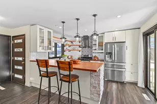 N81W13612 Wedge Ct, Menomonee Falls, WI 53051 - Photo 13