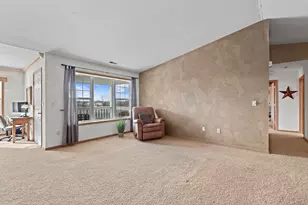 6955 S Rolling Meadows Ct, Oak Creek, WI 53154 - Photo 7