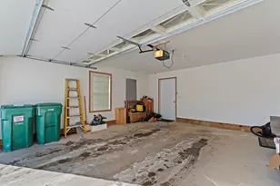 6955 S Rolling Meadows Ct, Oak Creek, WI 53154 - Photo 25