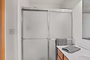 6955 S Rolling Meadows Ct, Oak Creek, WI 53154 - Photo 19