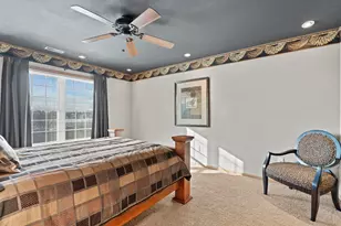 6955 S Rolling Meadows Ct, Oak Creek, WI 53154 - Photo 17