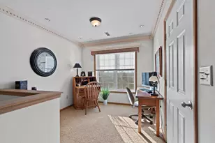 6955 S Rolling Meadows Ct, Oak Creek, WI 53154 - Photo 9