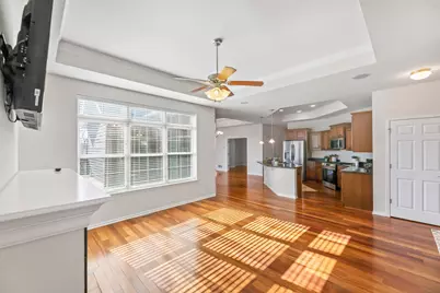 W178N11384  Island View Ct, Germantown, WI 53022 - Photo 9