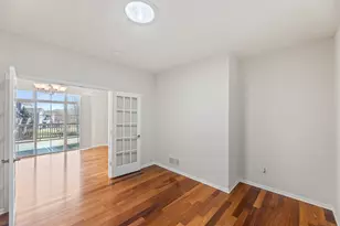 W178N11384 Island View Ct, Germantown, WI 53022 - Photo 19