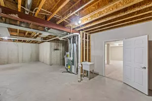 W178N11384 Island View Ct, Germantown, WI 53022 - Photo 41