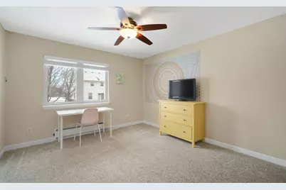 4066 W Whispering Ridge Pass, Franklin, WI 53132 - Photo 15