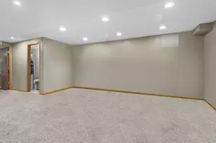 7970 Summit Dr, Delavan, WI 53115 - Photo 27