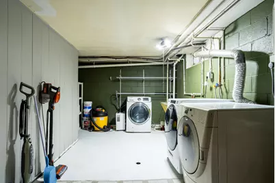 813 N Moreland Blvd, Waukesha, WI 53188 - Photo 25