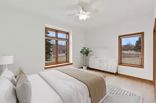 10736 N Essex Ct, Mequon, WI 53092 - Photo 23