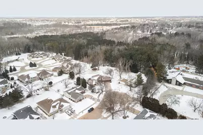 2864  N Apache Dr, Sheboygan, WI 53083 - Photo 39