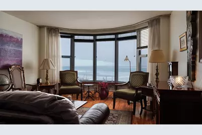 2525 S Shore Dr #22F, Milwaukee, WI 53207 - Photo 3