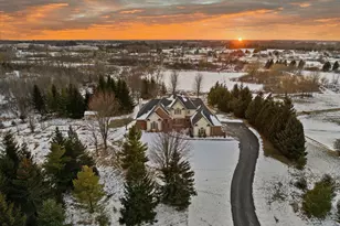 1169 Aspen Ct, Grafton, WI 53024 - Photo 35