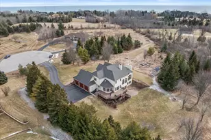 1169 Aspen Ct, Grafton, WI 53024 - Photo 43